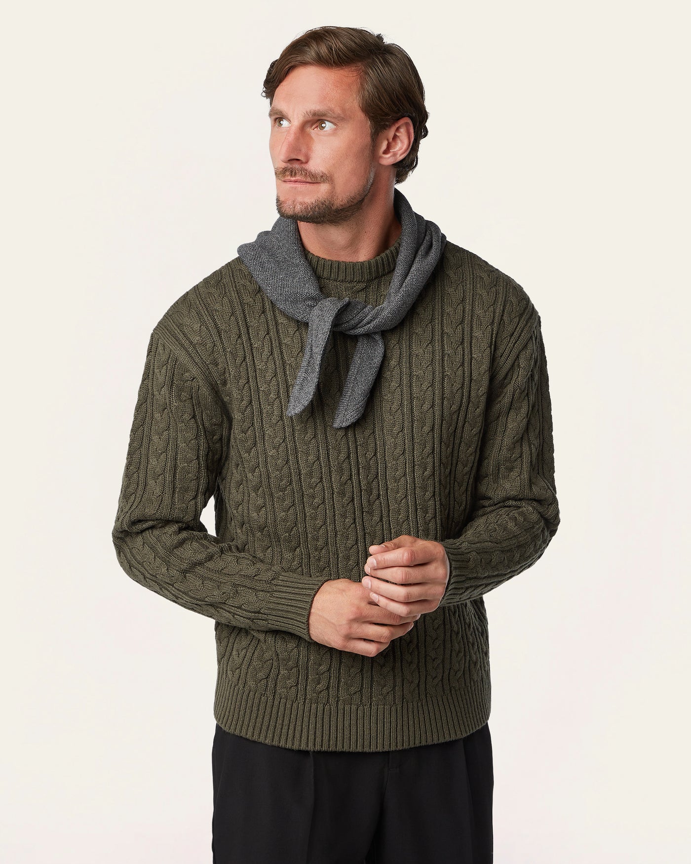 Heavy Seawool Triangle Scarf Dark Grey