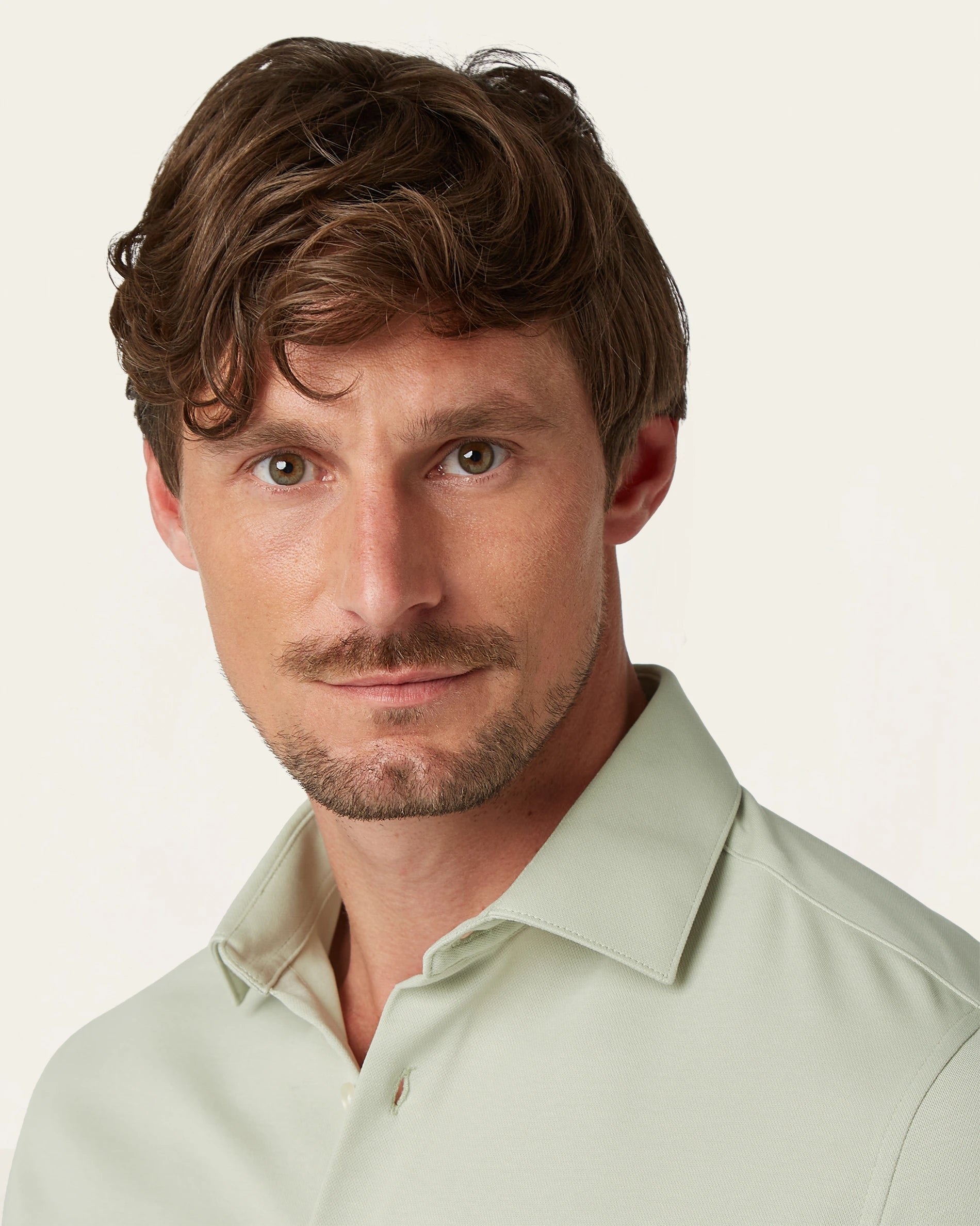 Knitted non-iron shirt Sage