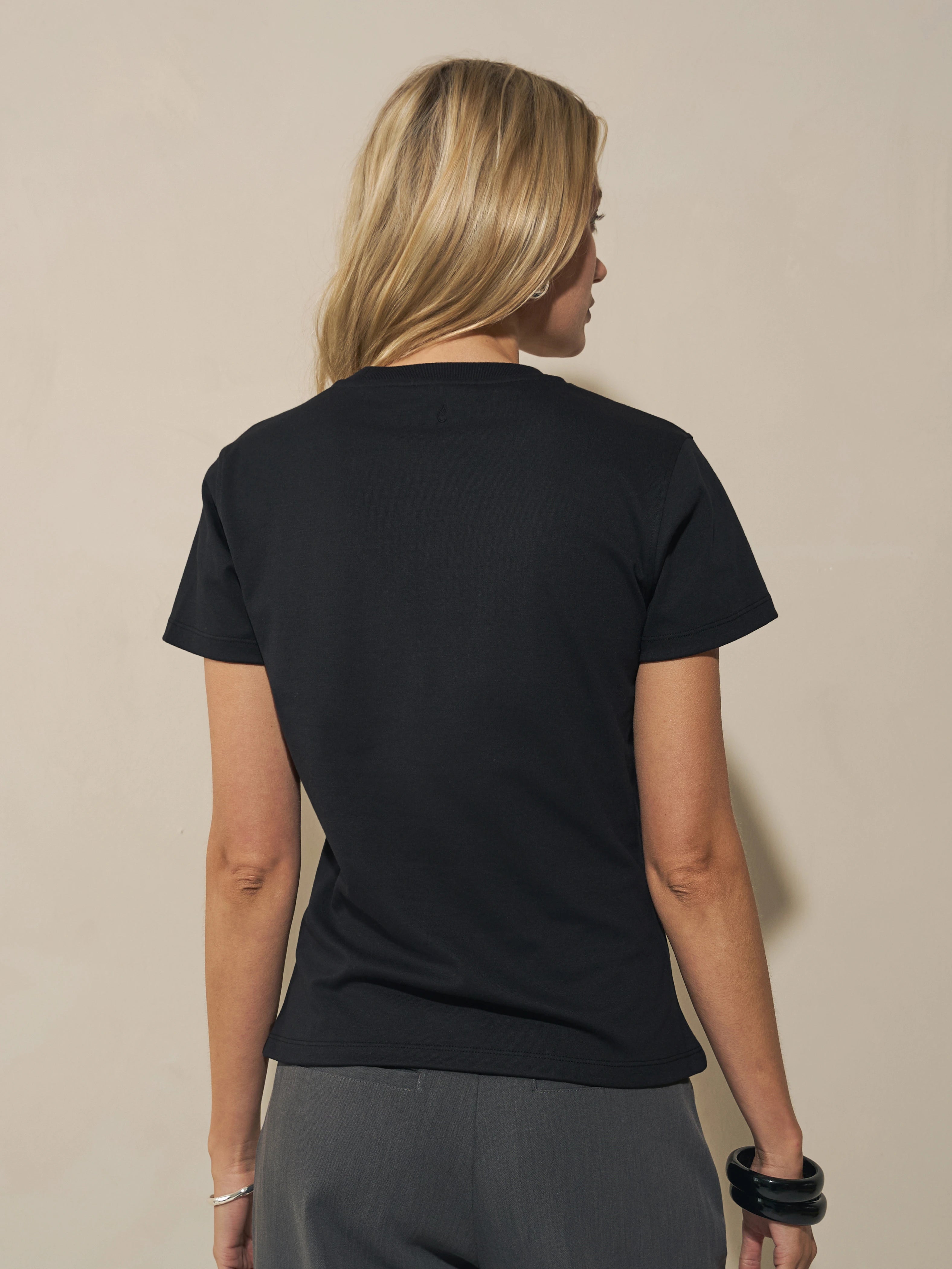Gen 1: Slim T-shirt - Black